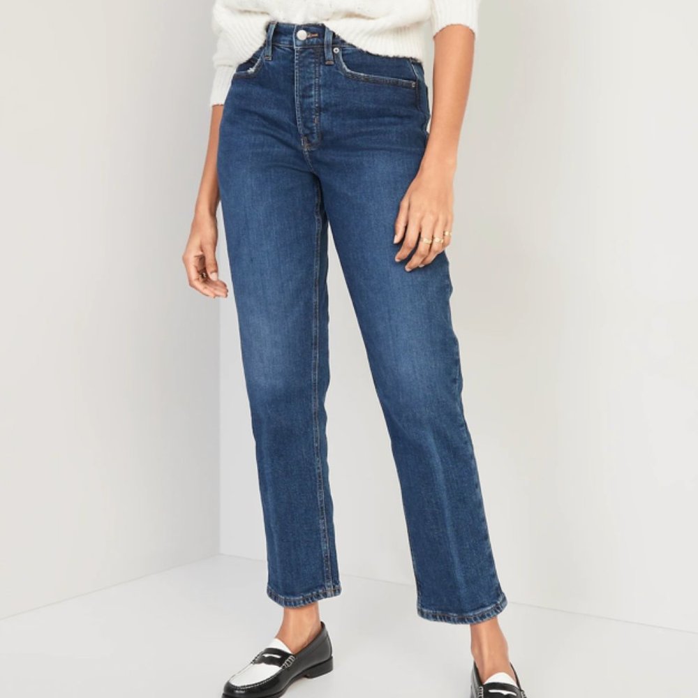 Curvy Extra High-Waisted Button-Fly Sky-Hi Straight Jeans (NWOT)